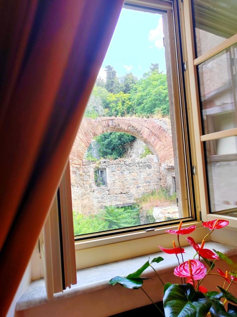 La Casa Di Agartha Bed & Breakfast Bolsena Luaran gambar